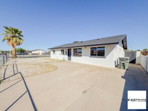 Building Photo - Exceptional 3/2 El Mirage Home - Spacious,...