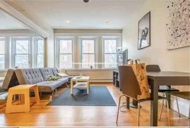 Building Photo - 94 Pleasant St