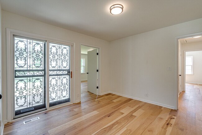 Building Photo - 3/ 2 Home for Rent!