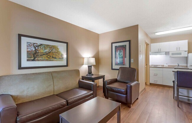 Building Photo - Furnished Studio-Nashville - Airport - Music City