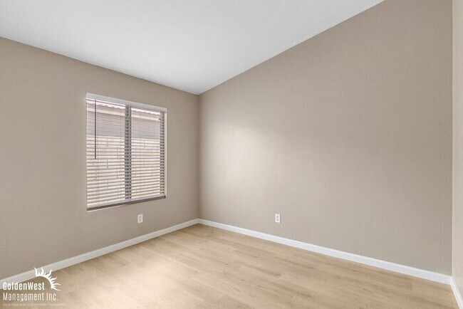 Building Photo - Charming 3 Bdm 2Ba Single-Story Home in Gl...