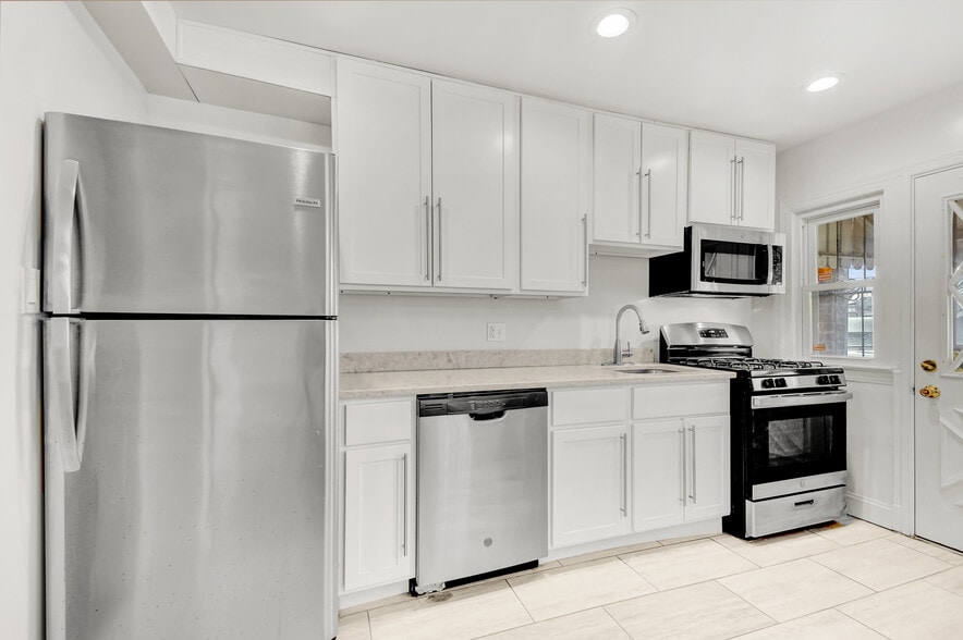 Building Photo - 4232 14th St NE