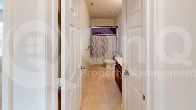 Building Photo - 3105 Montserrat Creek Dr