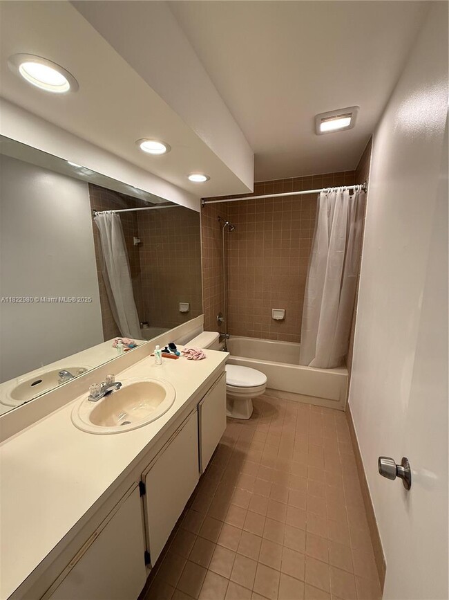 Building Photo - 9286 SW 146th Ct