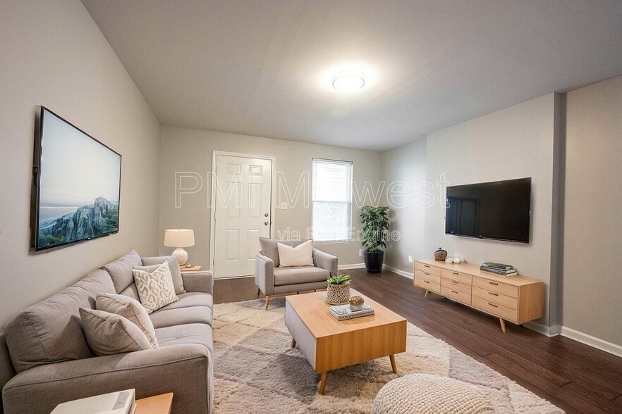 Building Photo - 1437 S East St