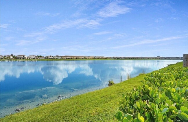 Building Photo - 10321 SW 232nd St