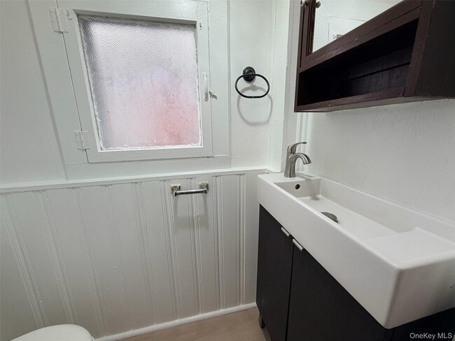 Building Photo - 184 Cleveland Ave