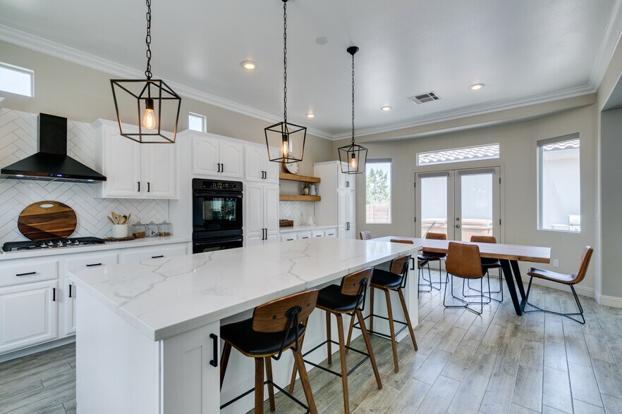 Building Photo - 65 Teahouse St