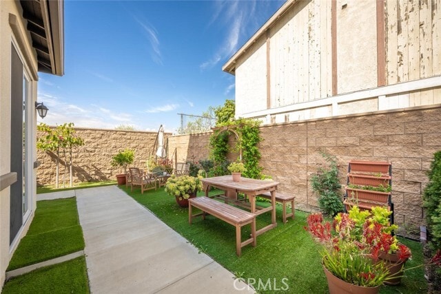 Building Photo - 3315 W Rovigo Dr