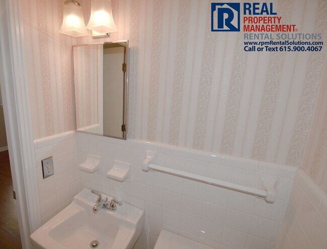 Building Photo - Charming 3bd ranch style home in Murfreesboro with large backyard!