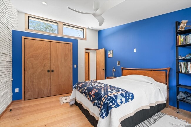 Building Photo - 14 Tall Tree Ct