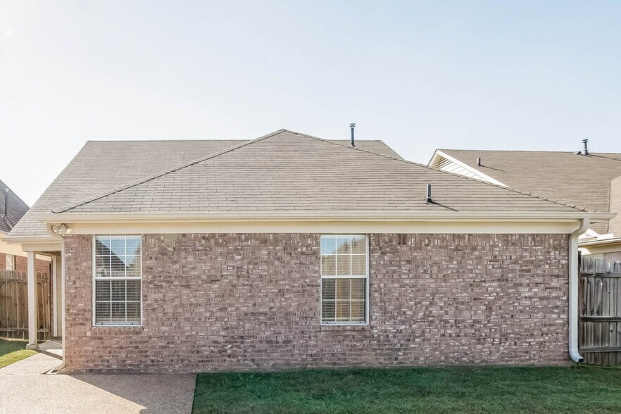 Building Photo - 2774 Java Dr