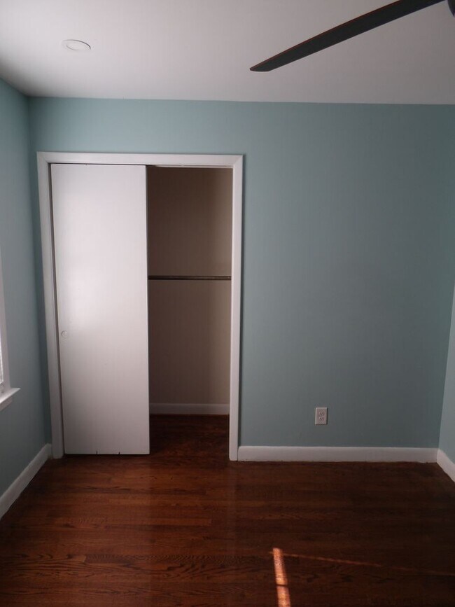 Building Photo - Single Family Home in Pine Valley Area!