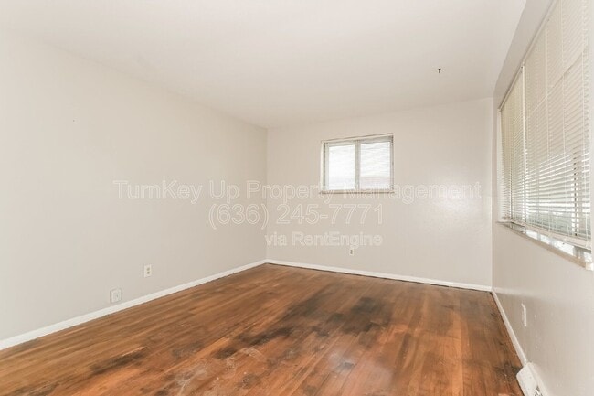 Building Photo - 1225 Senate Dr