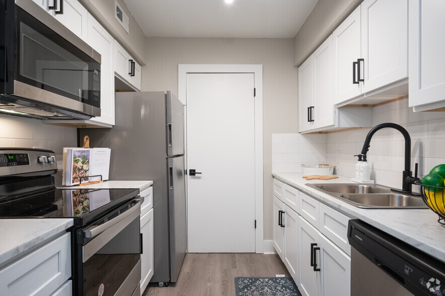 2BR, 1.5BA Model - The Reserve