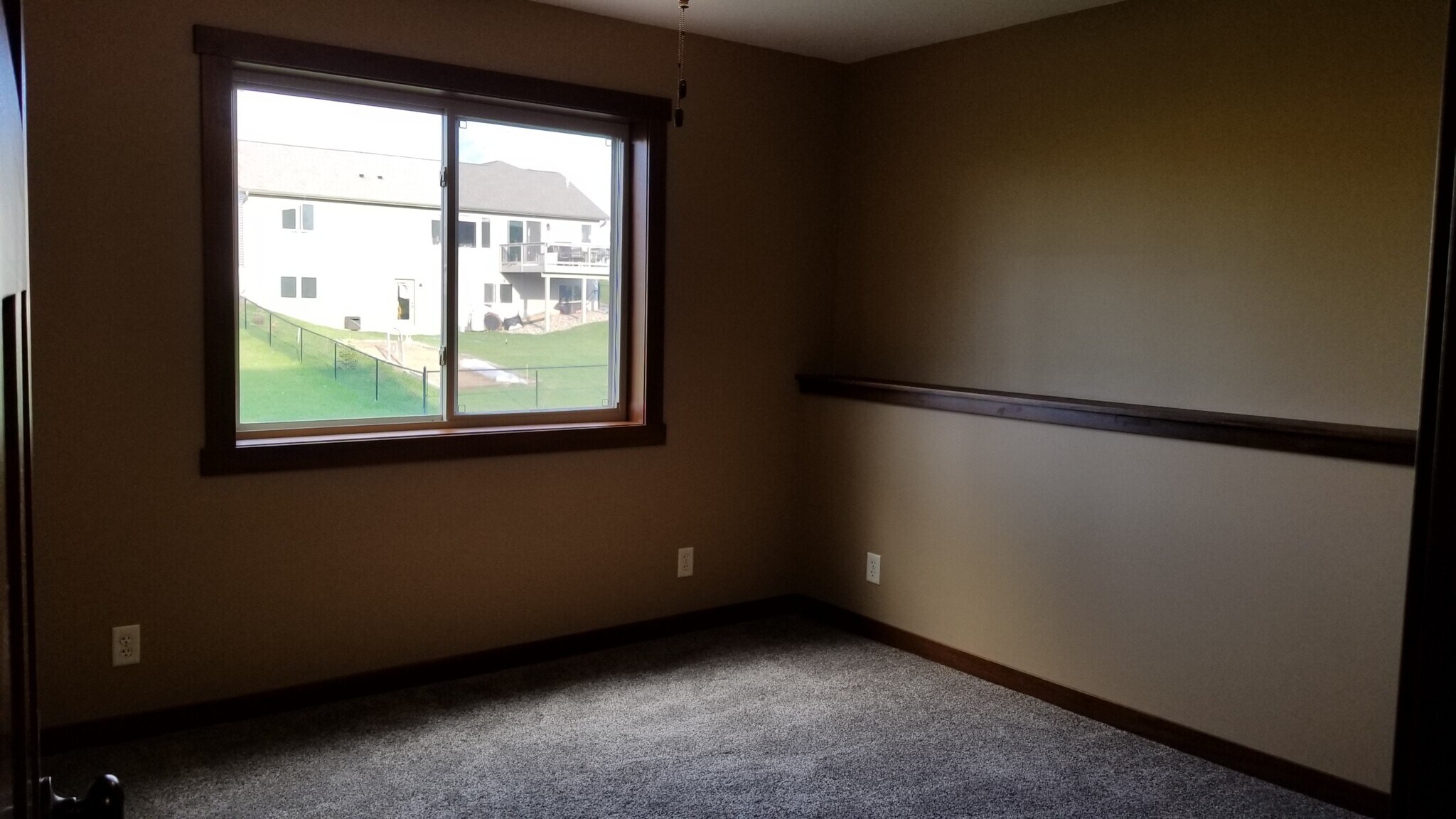 Building Photo - 244 Prairie Rd