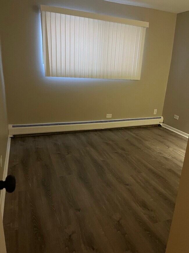 Building Photo - 6131 Marshall Ave