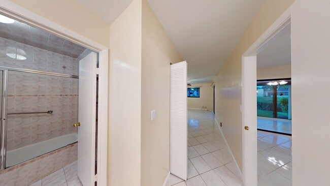 Building Photo - 2BR/ 2BA Condo In Golden Lakes - An Active...