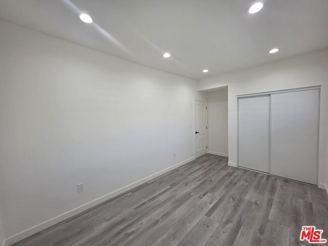 Building Photo - 25226 Loytan St