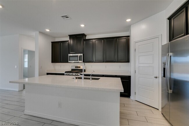 Building Photo - 6858 Greensmen Ave