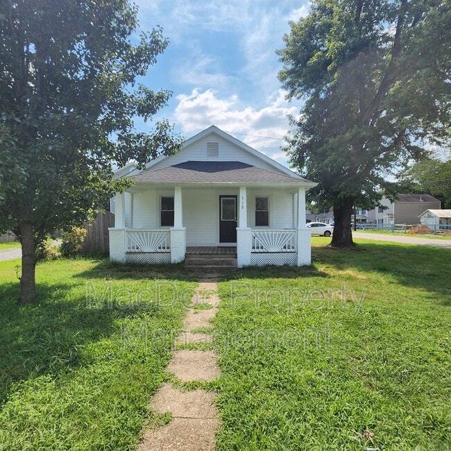 Primary Photo - 318 3rd St