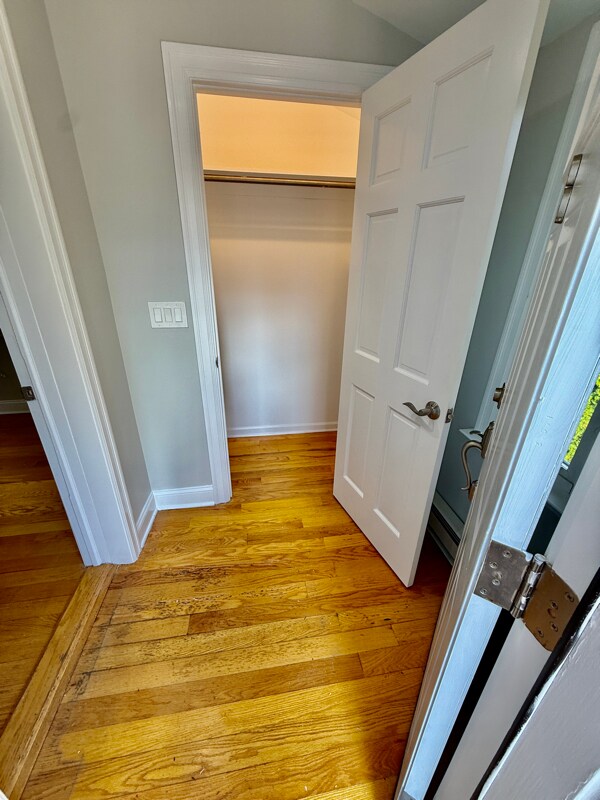 Building Photo - 27 Cambridge Ave