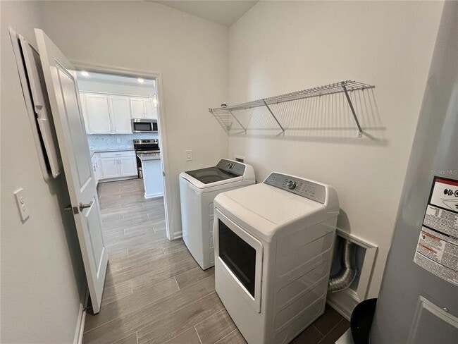 Building Photo - 1678 Contentment Lp