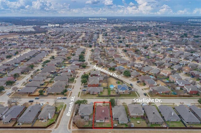 Building Photo - 202 Starlight Dr