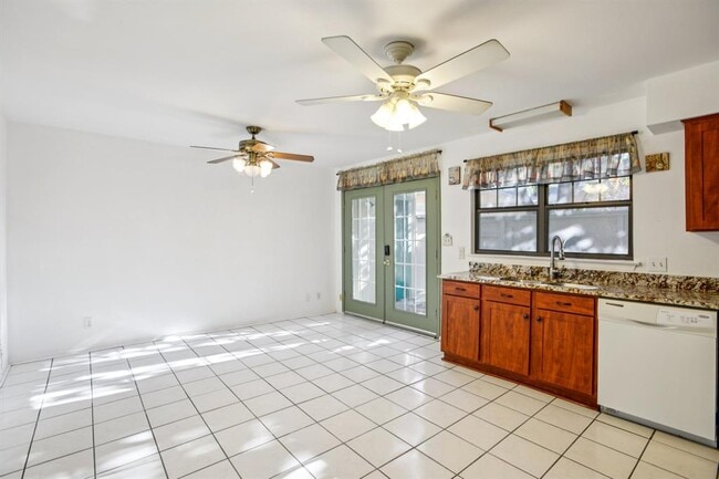 Building Photo - 9507 Quail Village Ln