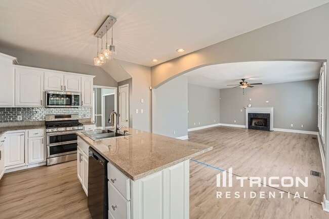 Building Photo - 4365 Rosestone Ct
