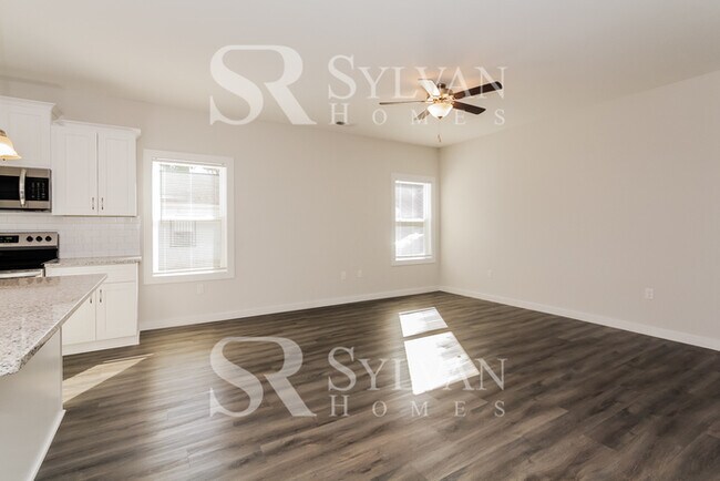 Building Photo - Welcome to your sanctuary at 1619 Dodge Av...