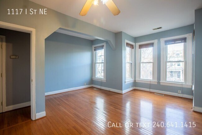 Building Photo - 1117 I St NE