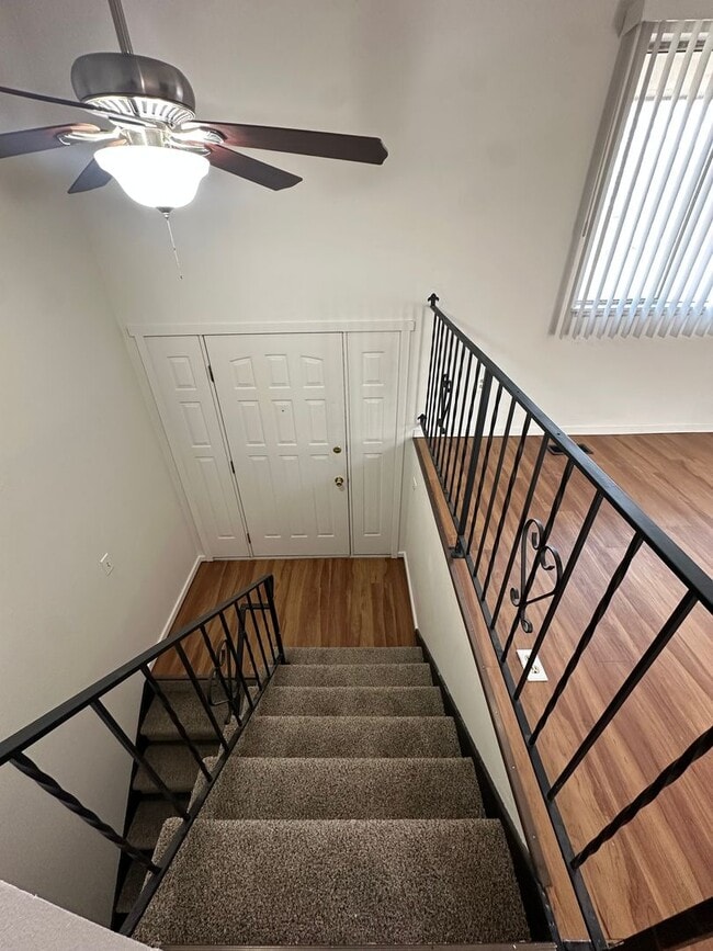 Building Photo - Gorgeous 4 Bedroom 2 Bathroom House!!!! #1101