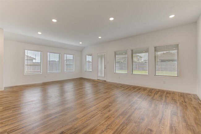 Building Photo - 2554 Olivine Stone Dr