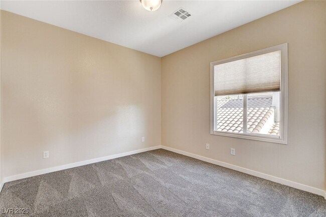 Building Photo - 2536 Sturrock Dr