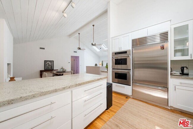 Building Photo - 22760 Chamera Ln