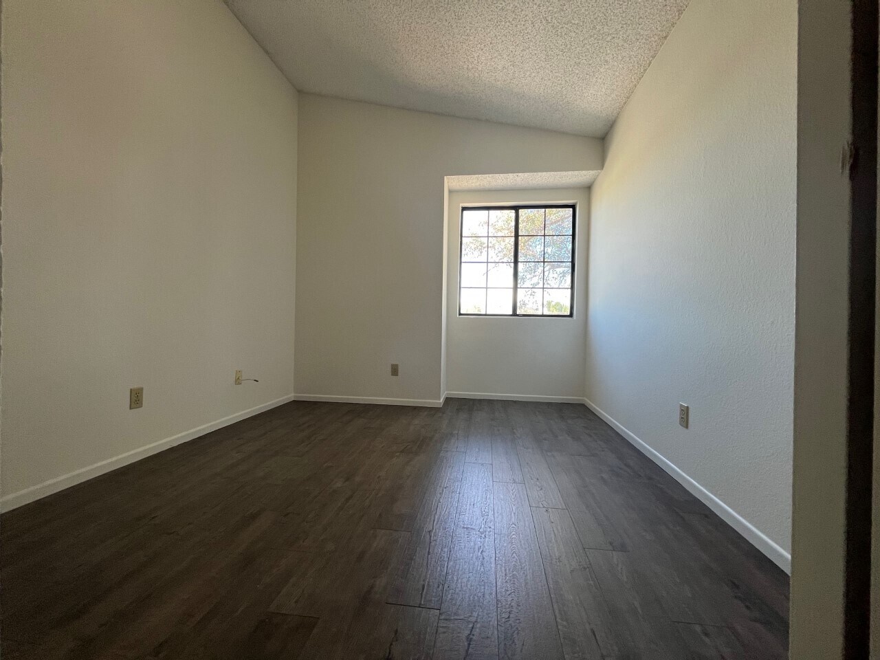 BR2 - 27055 Rainbow Creek Dr