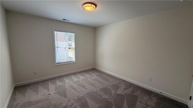 Building Photo - 903 Agate Ln