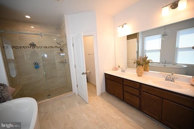 Building Photo - 5403 Woodyard Rd