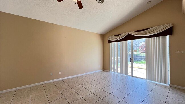 Building Photo - 16709 Fresh Meadow Dr
