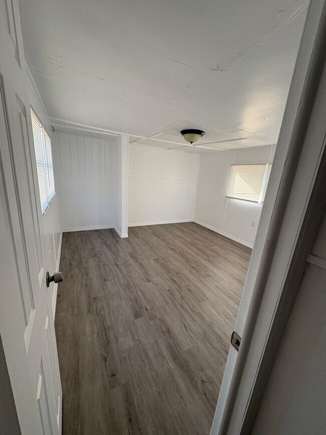 Building Photo - 2Bed/1Bath **RENT TO OWN OPPORTUNITY** in Lakeland, FL