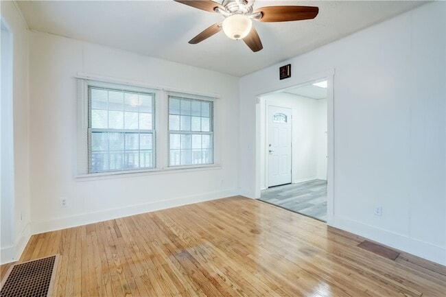 Building Photo - 49 Depew St