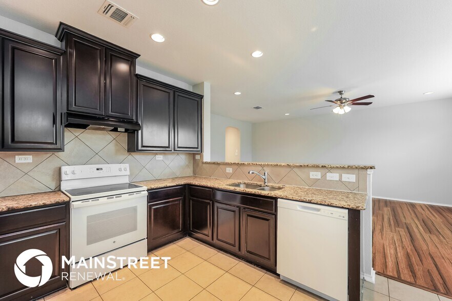 Building Photo - 14115 Caprese Hill