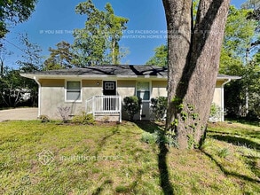 Building Photo - 277 Rocking Hill Dr SW