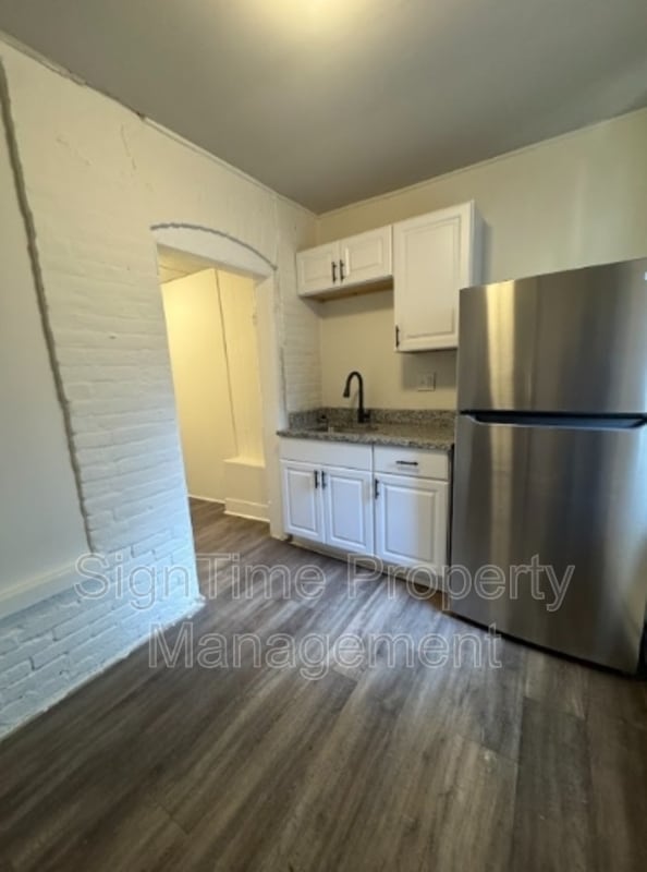 Primary Photo - 120 N Conococheague St