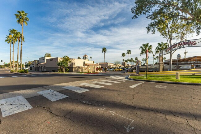 Building Photo - 8270 Hayden Rd