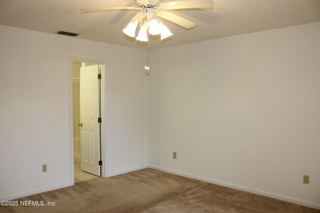 Building Photo - 11202 Mikris Dr S