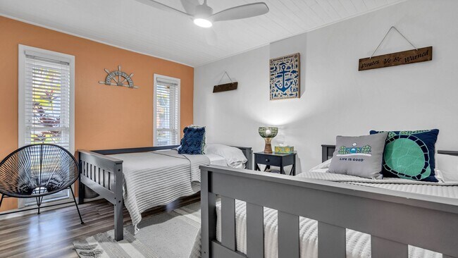 Building Photo - Luxurious FURNISHED 4BR/3BA Pool Home with...
