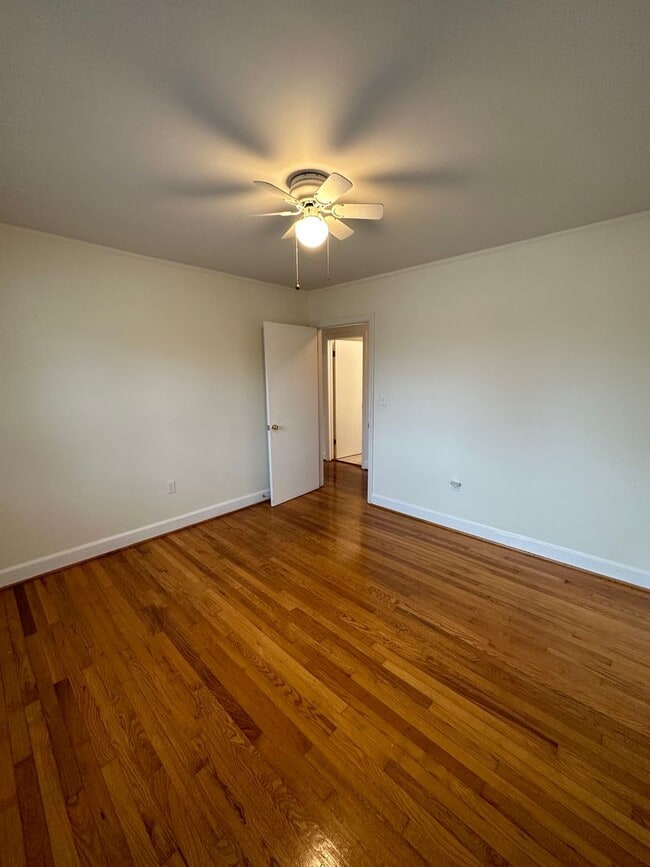 Building Photo - 3 Bed/2 Bath in Seneca, SC