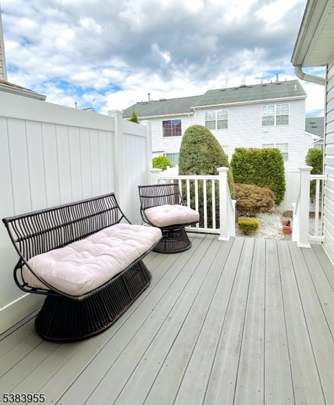 Building Photo - 27 Kingfisher Ct